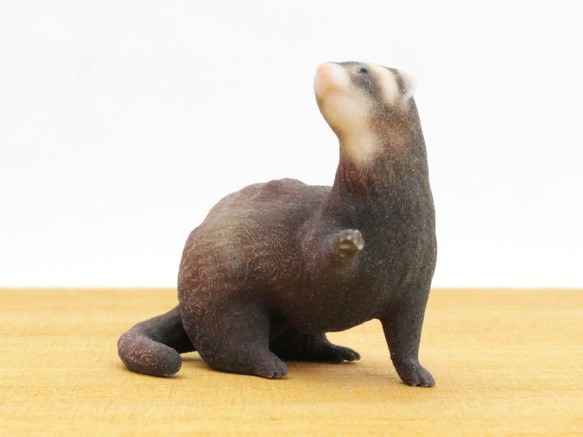 yuhobica マーシャルフェレットのフィギュア